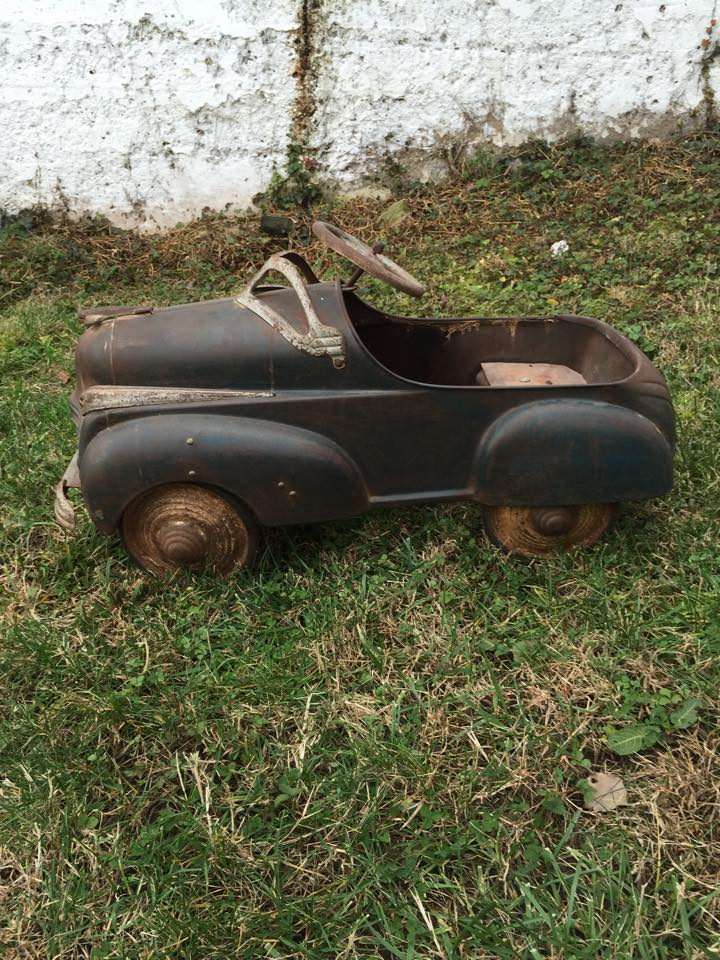 1940s Pressed Steel Pedal Car US Picker